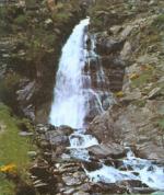 Andorra_waterfall.jpg