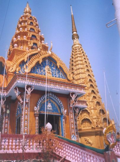 Stupa at Phnom Sampeau near Battambang in NW Cambodia