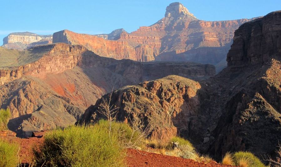 Kaibab Trail down the Grand Canyon