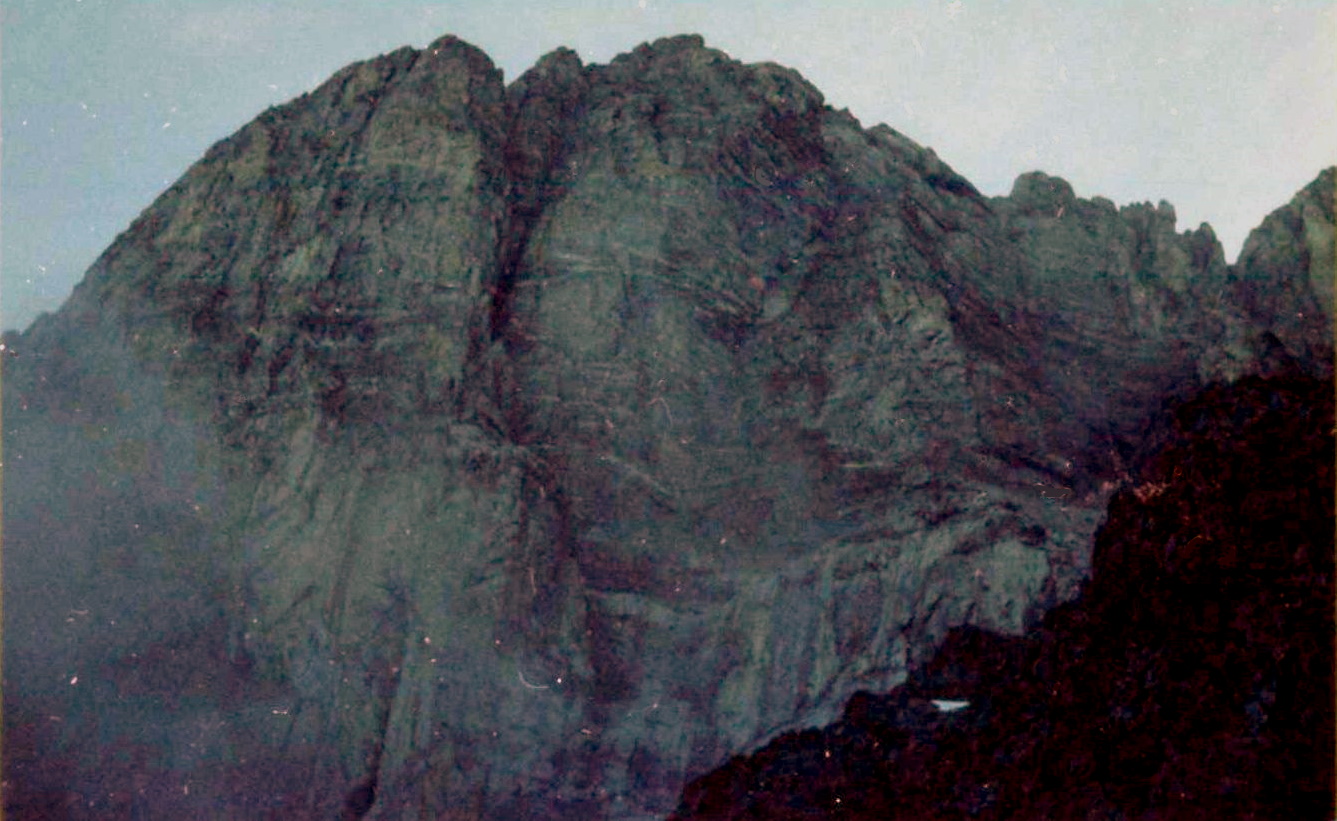 Lauteraarhorn on ascent of Schreckhorn