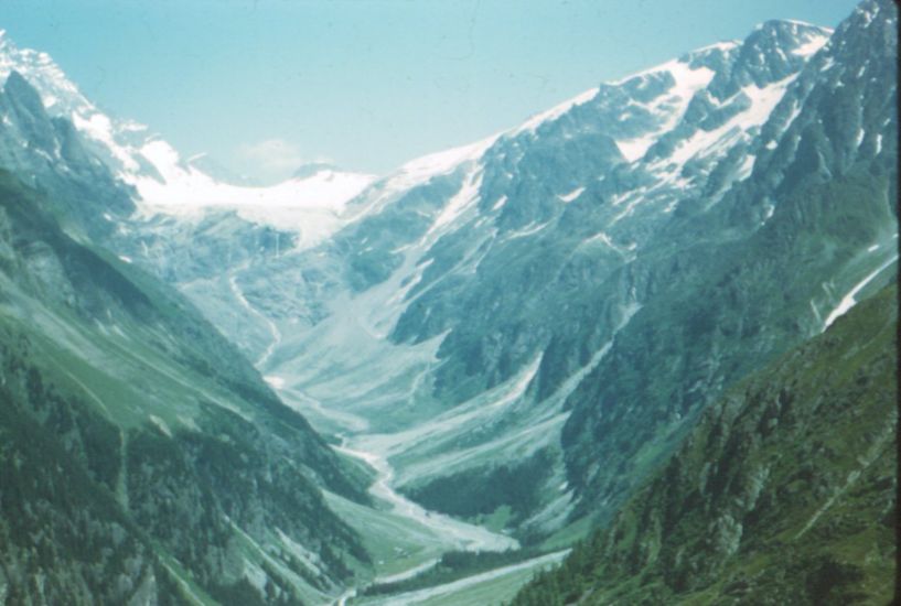 Mutthorn and Kander Valley on ascent to Lotschen Pass