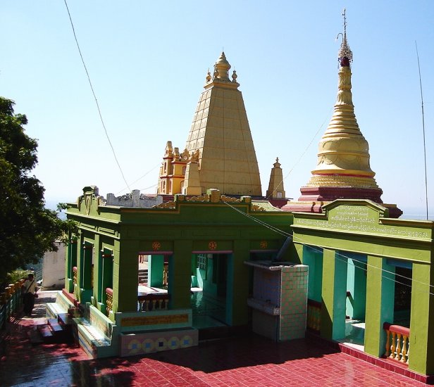 Stupas on Soon U Ponya Shin Paya on Sagaing Hill