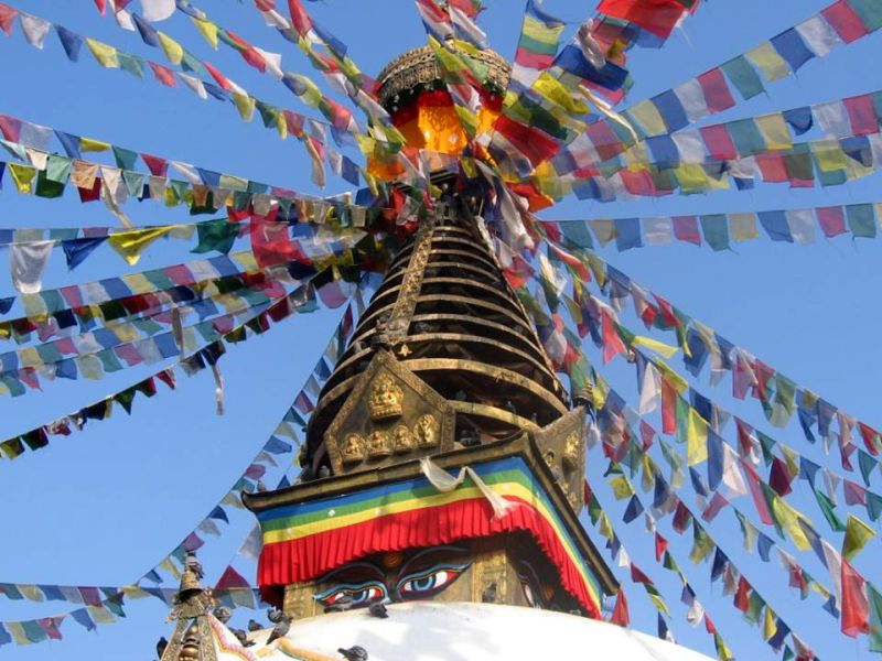 Stupa on Temple at Swayambunath ( the "Monkey Temple " ) in Kathmandu