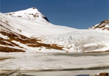 Ascent of Okstindbreen Glacier