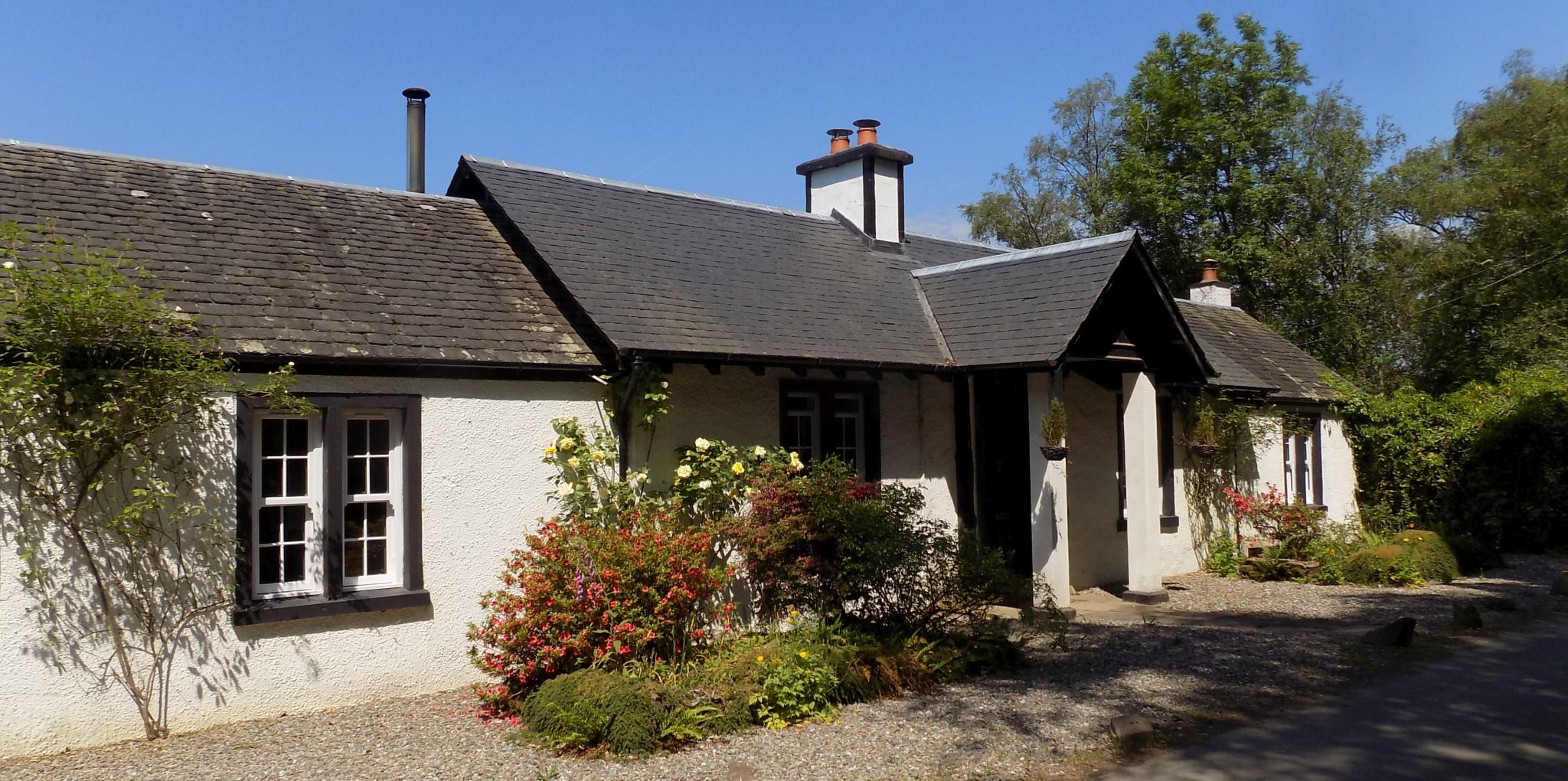 Cottage on the side of Loch Venacher