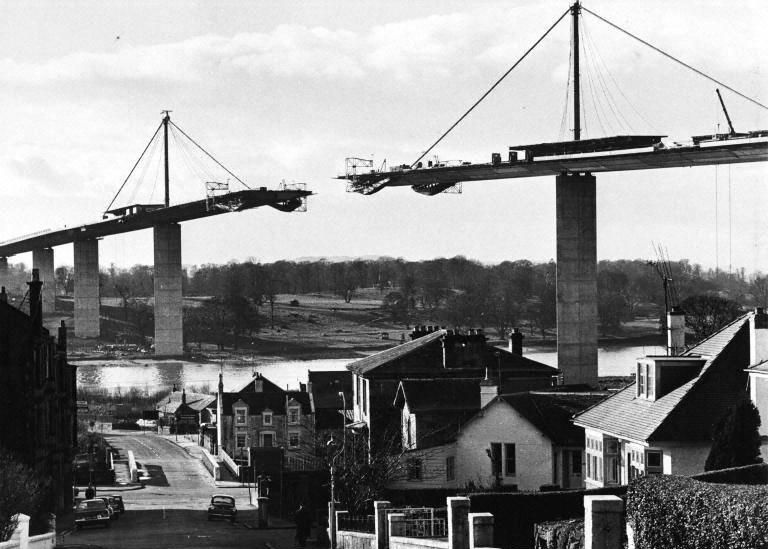 Construction of the Erskine Bridge over the River Clyde