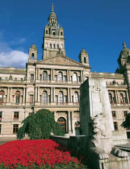 City Chambers and Cenotaph in George Square, Glasgow city centre, Scotland