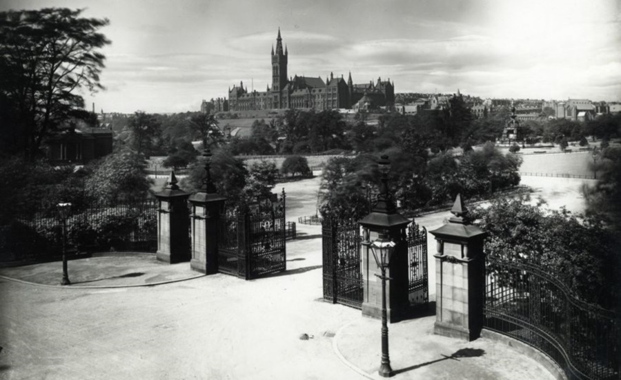 Glasgow: Then - Glasgow University from Kelvingrove Park