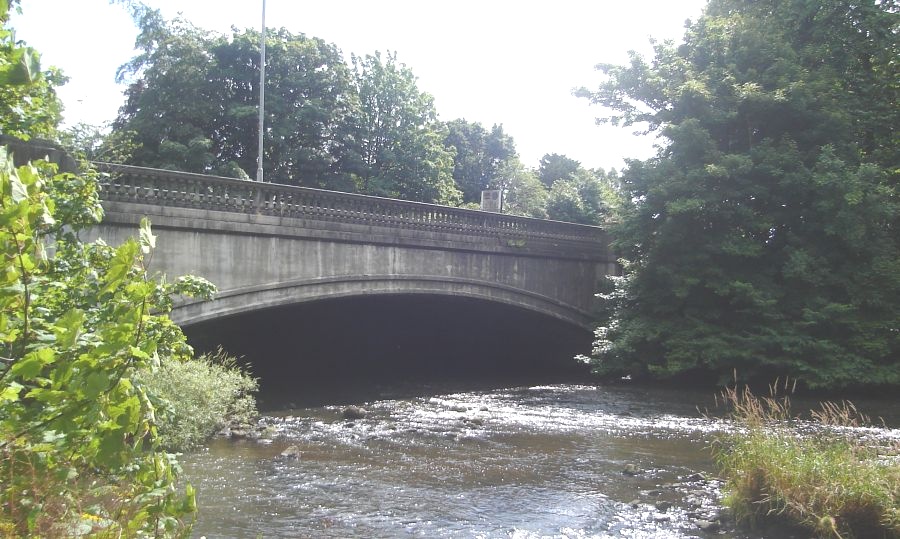 Bridge over the Kelvin River at Killermont in Bearsden