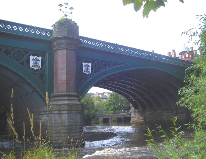 Great Western Road Bridge across River Kelvin in Glasgow