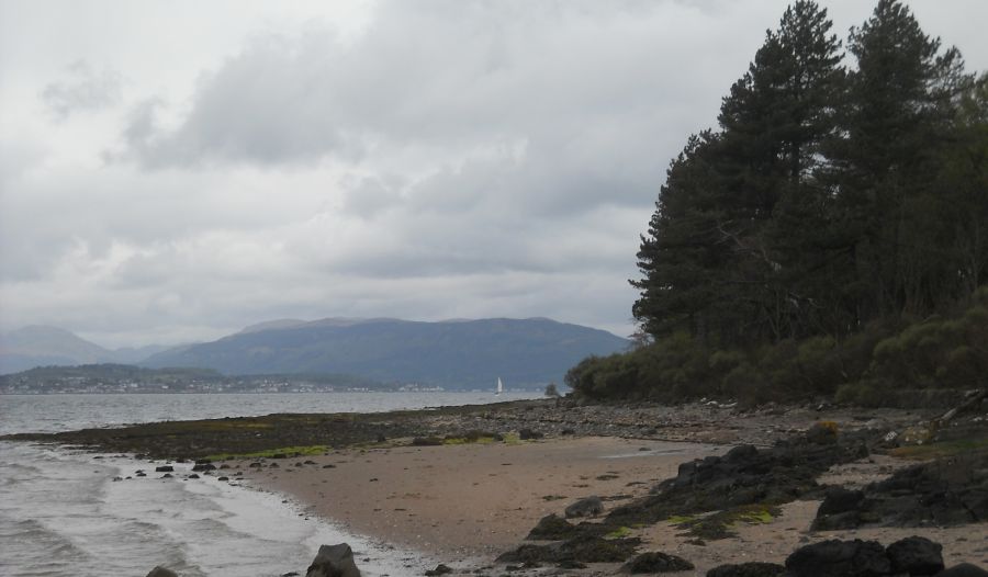Coastal path from Lunderston Bay to Inverkip
