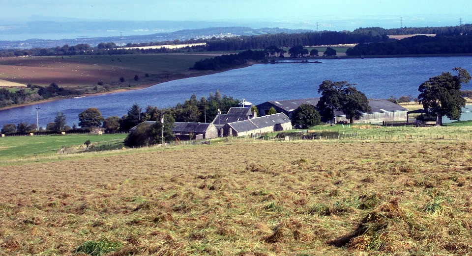 Easter Bavelaw Farm and Harlaw Reservoir