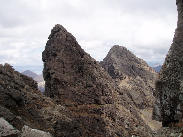 Bhasteir tooth and Sgurr nan Gillean on the Skye Ridge