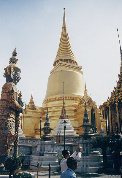 Phra Sri Rattana in Wat Phra Kaew ( Temple of the Emerald Buddha ) in Bangkok