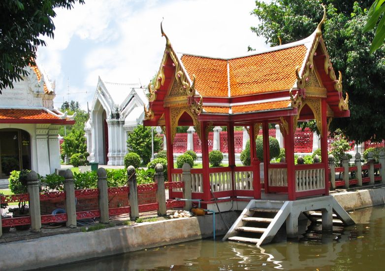 Sala Nam ( water pavillon ) at Wat Benchamabophit