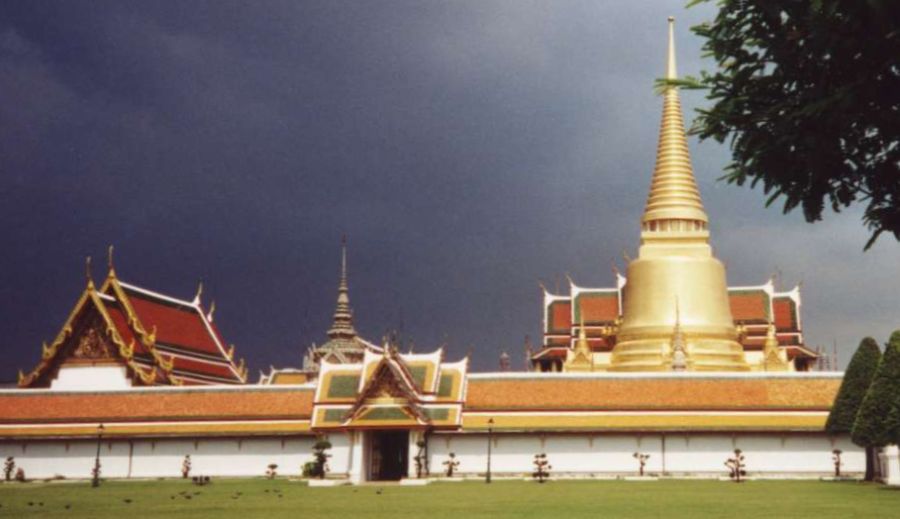 Wat Phra Kaew ( Temple of the Emerald Buddha ) in Bangkok
