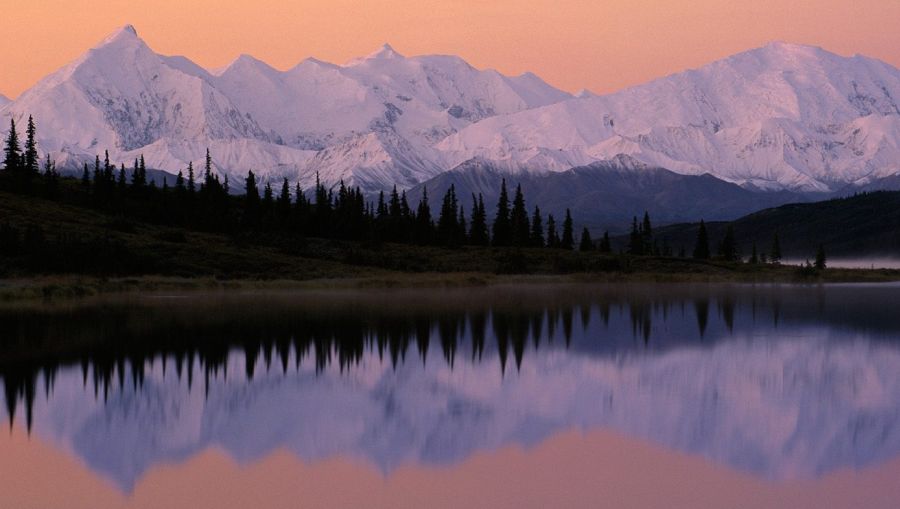 Mount Mckinley / Denali - Sunrise from Wonder Lake