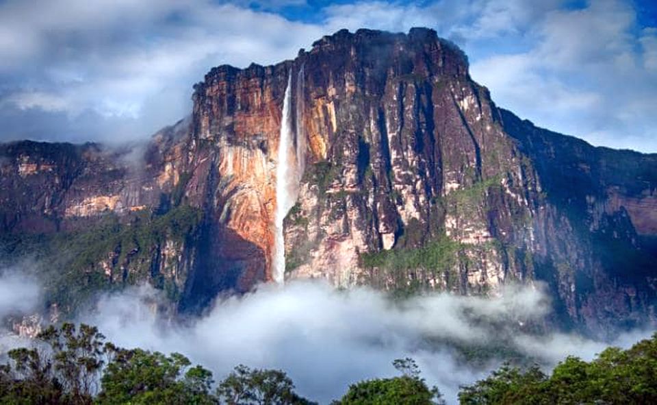 Angel Falls ( Salto Angel ) in Venezuela