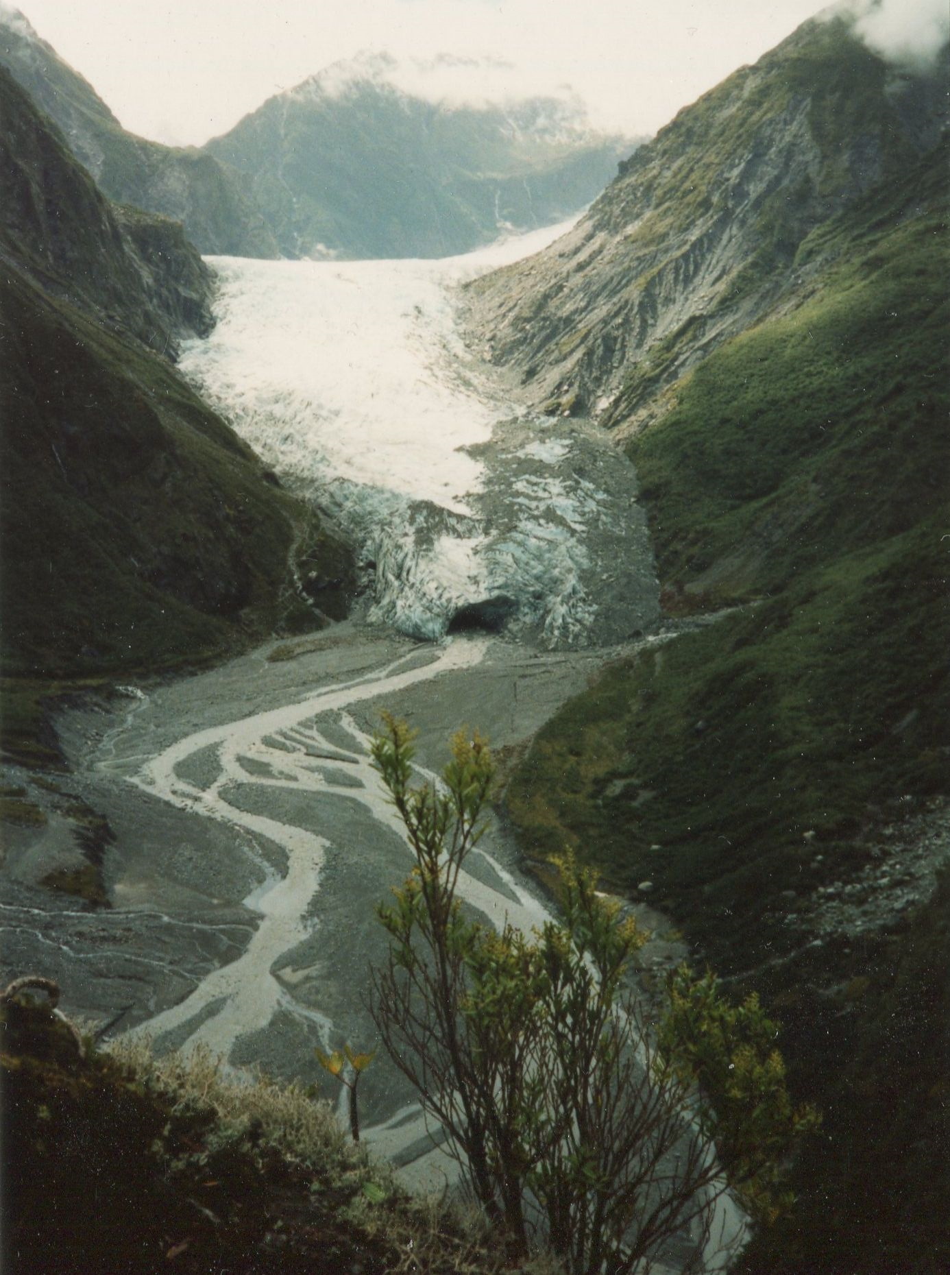 Photographs of an ascent of Mount Tyndall in the Southern Alps of New